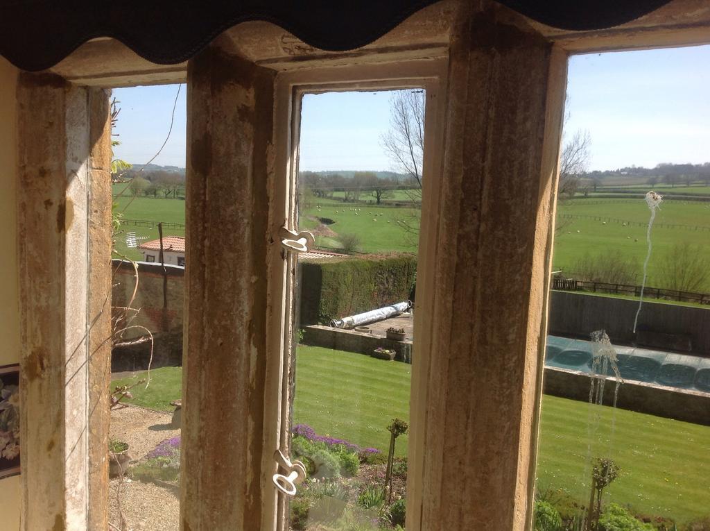Seaborough Manor Farmhouse Bed & Breakfast Beaminster Room photo